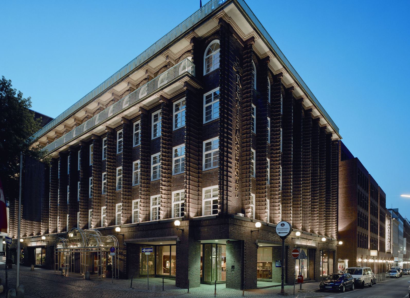Renaissance Hamburg  Hotel  COME TO HAMBURG 